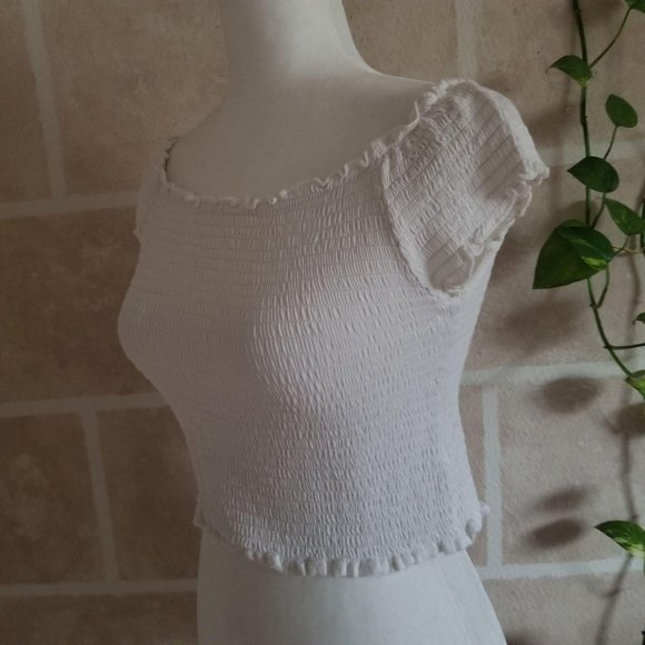 Brandy Melville Charlene Crop Top Small - Picture 7 of 9